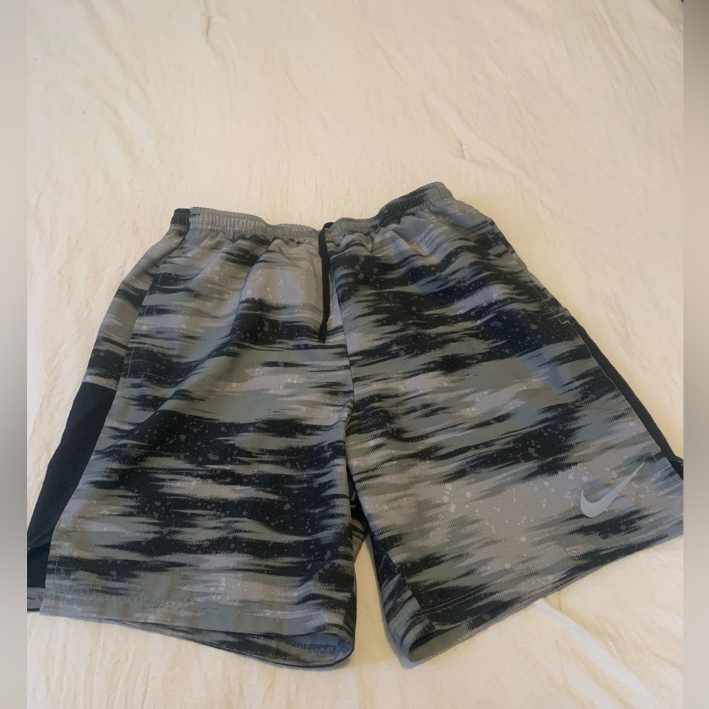 Men’s Nike dri-fit running shorts